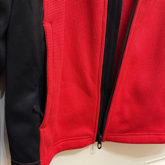 NWT Spyder Men's Performance Jacket in Red and Black size small - Picture 4 of 16